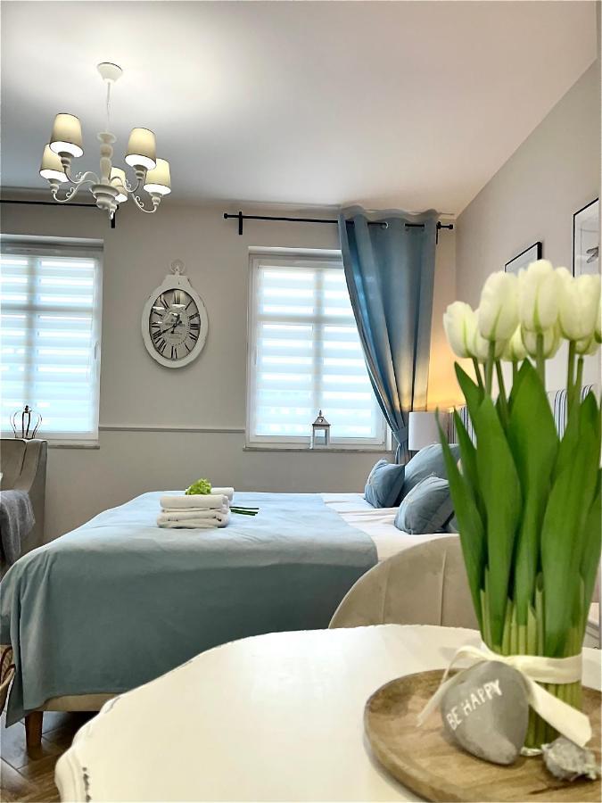 Apartamenty Kamienica Arte 4 Устка Екстериор снимка