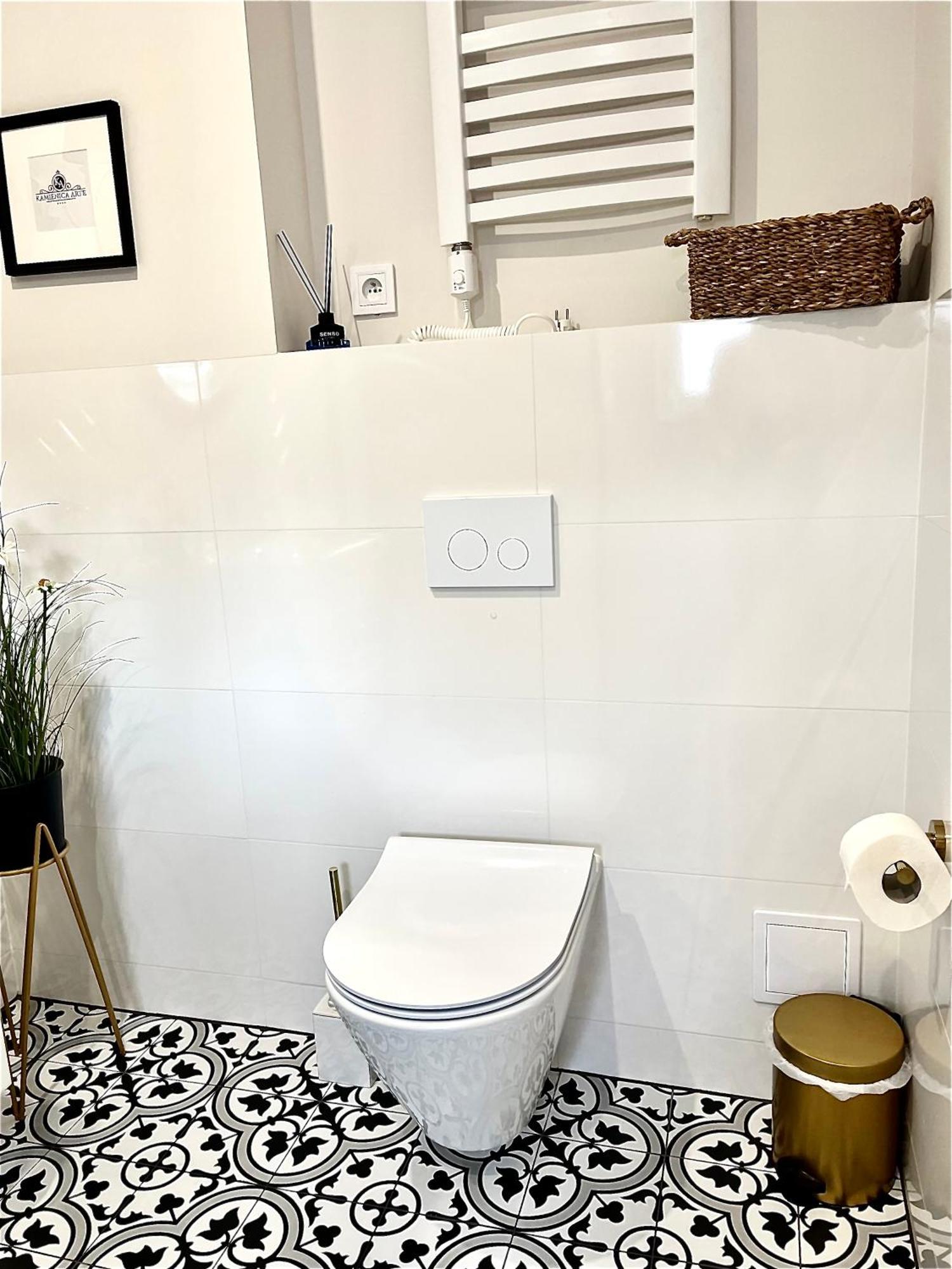 Apartamenty Kamienica Arte 4 Устка Екстериор снимка