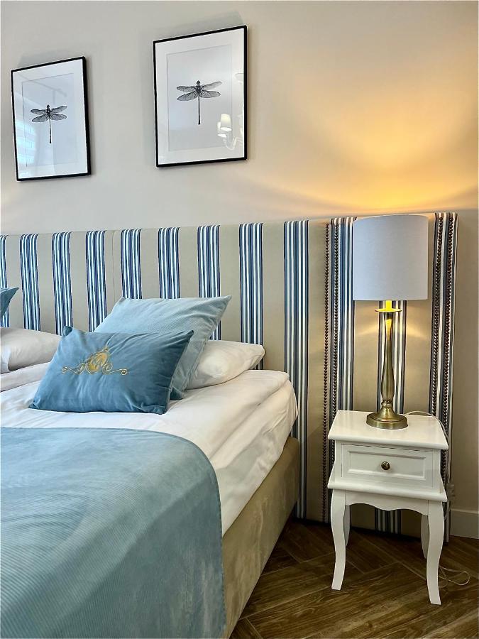 Apartamenty Kamienica Arte 4 Устка Екстериор снимка